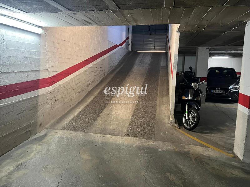 Foto 17b683e6-8aac-4568-9388-7837ecc46d00. Parking coche plaza de aparcamiento subterránea en venta en Santa Eugenia en Girona