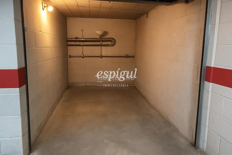 Foto c1c97ee5-d8a7-424c-8a78-841cce59aa29. Parking coche plaza de aparcamiento subterránea en venta en Santa Eugenia en Girona