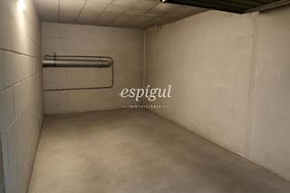 Aparcament cotxe  Carretera santa eugènia. Plaza de aparcamiento subterránea en venta en santa eugenia