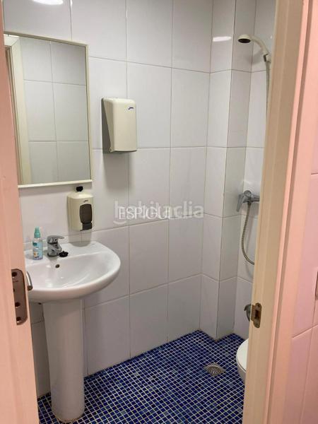 Foto 8c1cb99f-a6ad-4535-a77d-e71cd44853ed. Local commercial dans Anglès