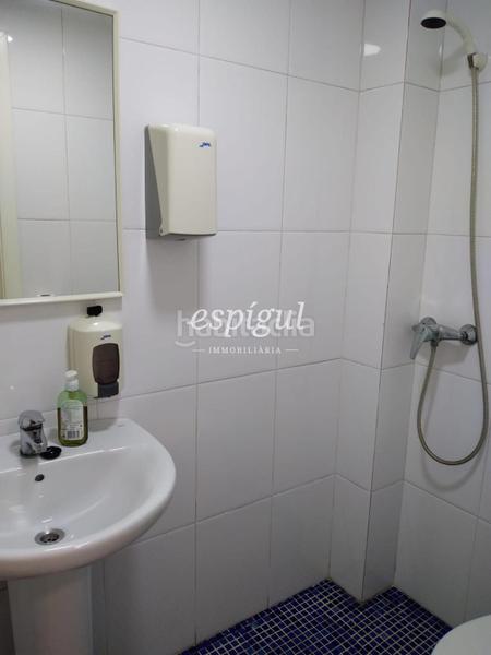 Foto 8daa6eda-104f-47c3-bfa0-7933f071a3e6. Local commercial dans Anglès