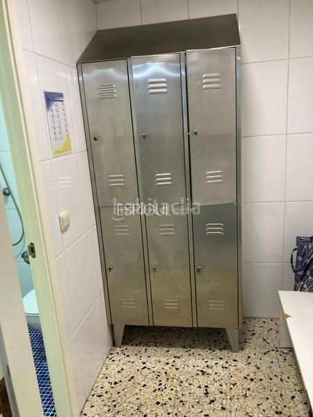 Foto a89ca342-cfc1-4928-8476-d8836a95d151. Local commercial dans Anglès