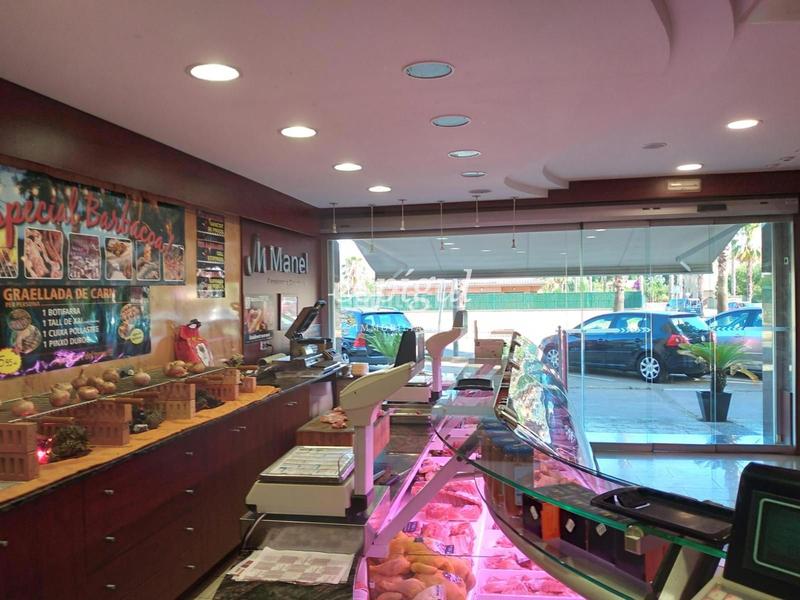 Foto b65f178e-b51d-4939-baf2-e08692c9c1cb. Local commercial dans Anglès