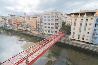 Édifice  Rambla de la llibertat. Bloque en venta en plena rambla de girona.