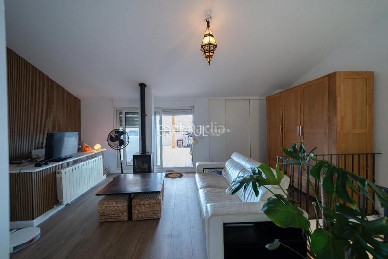 Foto cc7c7b29-8529-41dd-9acb-499c022c5f65. Dachwohnung mit heizung in Maçana Salt