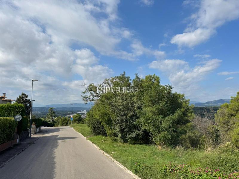 Foto da242431-dc25-48d1-9875-0b87ce88cd8d. Terreny residencial a Montjuïc Girona