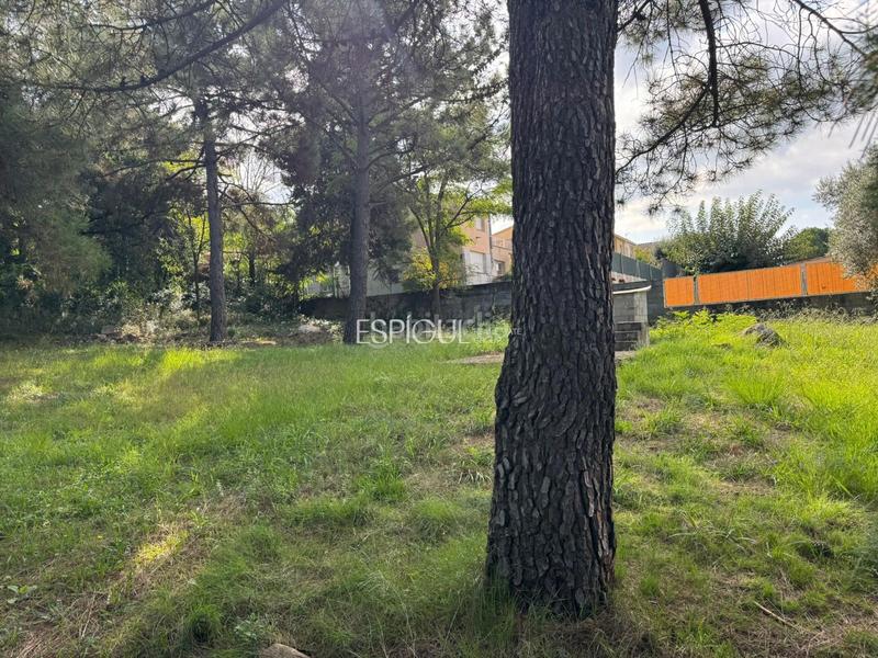 Foto e6e05e71-e1be-43ed-9287-705badf67fbb. Terreny residencial a Montjuïc Girona