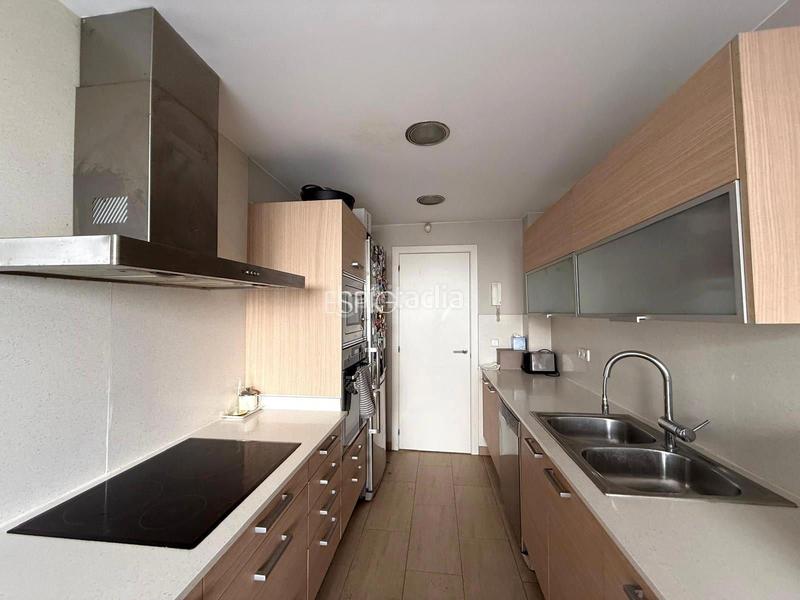 Foto 0e0c3b8e-e6c3-4561-a2e6-bbef3953762e. Miete haus mit heizung parking in Eixample Sud-Migdia Girona