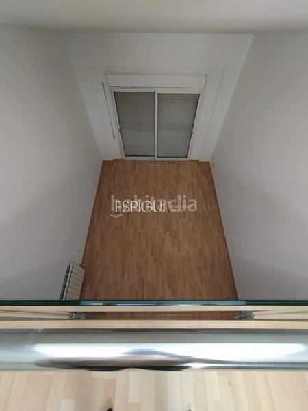 Foto 1caa1b8d-cdfa-4716-8a75-66eaa8f3c1bb. Dúplex piso áticodúplex exclusivo en calle santa maria en Girona