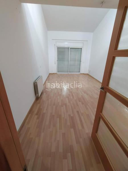 Foto 753d777a-523b-4fbd-b34f-2e844577e68a. Dúplex piso áticodúplex exclusivo en calle santa maria en Girona