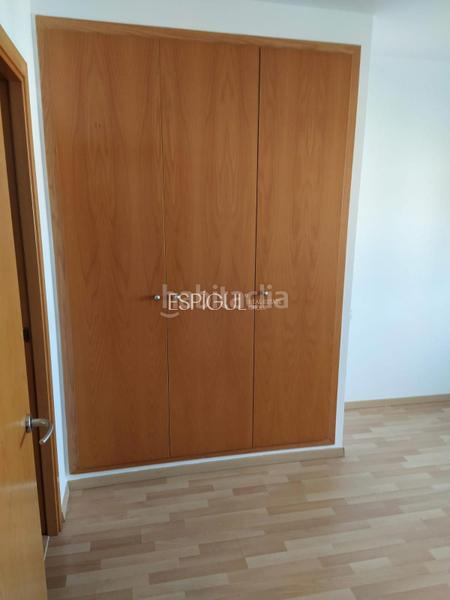 Foto bbf1ba47-4f95-4de9-9bf9-08ca51f91452. Dúplex piso áticodúplex exclusivo en calle santa maria en Girona