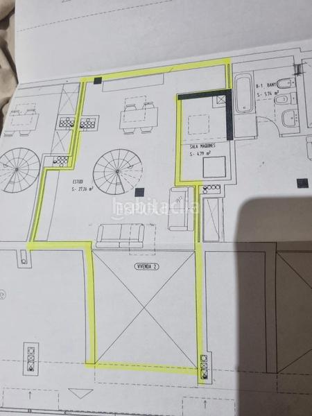 Foto c8b08823-346e-40ee-a997-78e69a4573fc. Dúplex piso áticodúplex exclusivo en calle santa maria en Girona