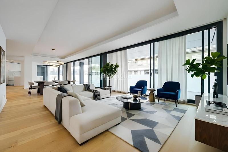 Foto 18fe373c-f745-4092-829a-54f09d73e431. Àtic a joan maragall 31 a Eixample Nord Girona