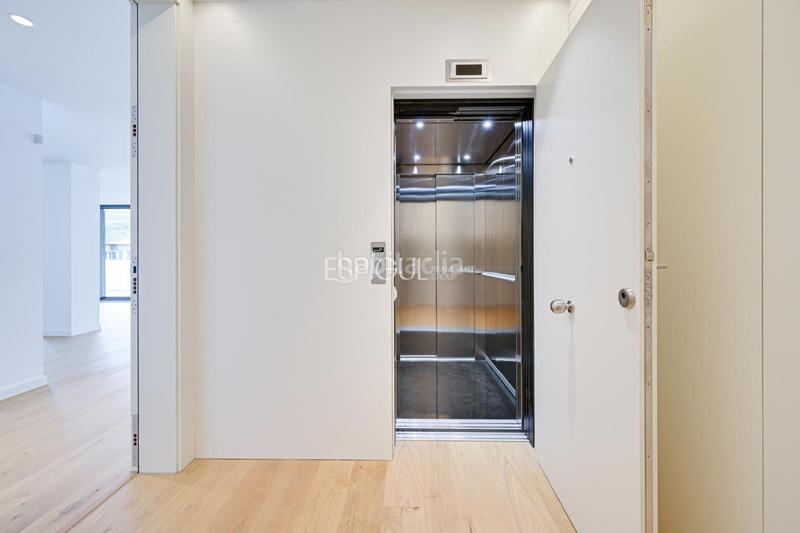 Foto 3350a92d-14dc-4194-89a7-ccf412771836. Àtic a joan maragall 31 a Eixample Nord Girona