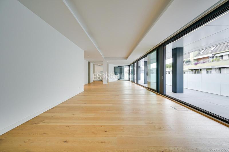 Foto 53b8ebc7-f2f1-4813-9420-26368c4a6d85. Àtic a joan maragall 31 a Eixample Nord Girona