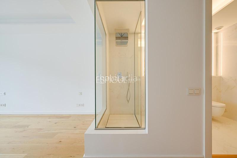 Foto 695db2eb-00d1-4ee5-9735-39b5b138e37c. Àtic a joan maragall 31 a Eixample Nord Girona