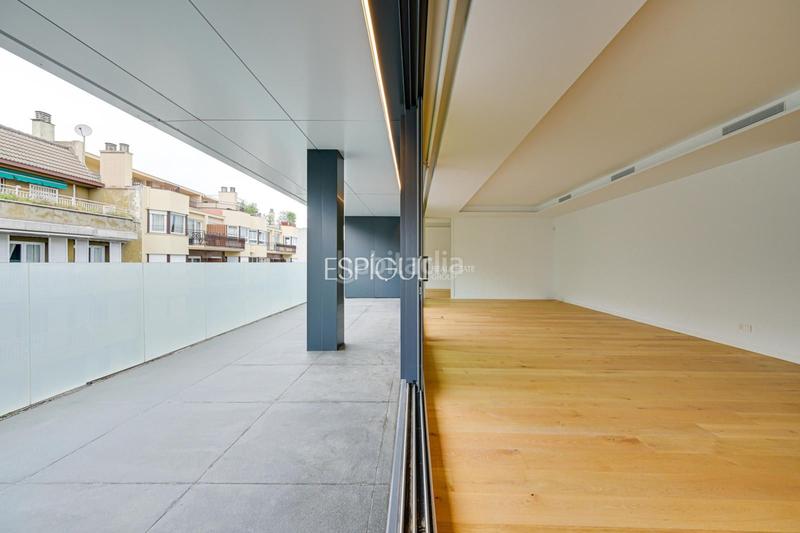 Foto e5894ad6-bccf-447e-a66b-f34cfeecbea4. Àtic a joan maragall 31 a Eixample Nord Girona