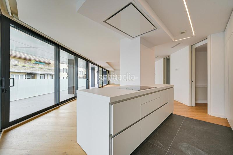 Foto eb1e34fb-4ef9-4d1f-b497-304008579500. Àtic a joan maragall 31 a Eixample Nord Girona