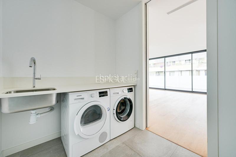 Foto eda18761-d182-4394-be51-1c517a779638. Àtic a joan maragall 31 a Eixample Nord Girona