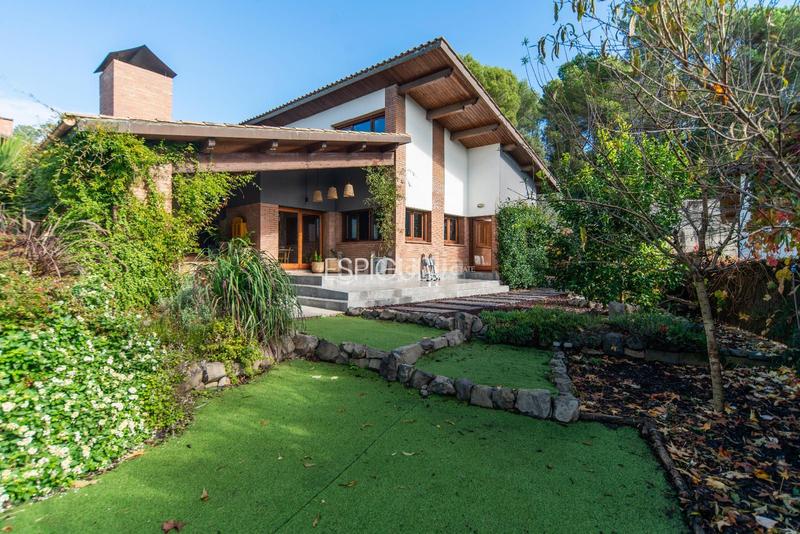 Foto 29691639-5163-4718-b7e5-e4fb53f74625. Casa excepcional casa en el golf girona en Sant Julià de Ramis