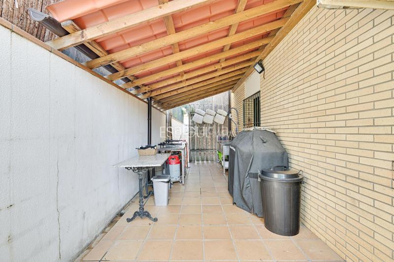 Foto e02715c3-3208-4178-9c8a-2a385d3fe429. Casa amb calefacció aparcament piscina a Sarrià de Ter