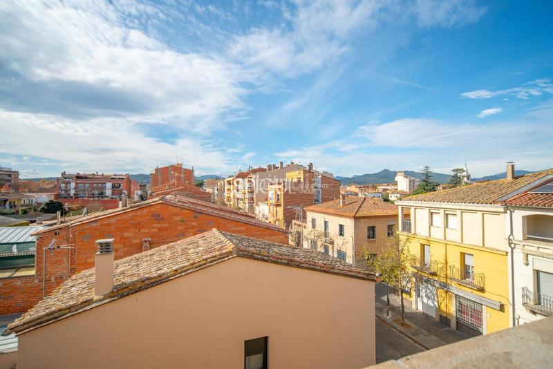 Foto 3aaae121-4af4-4265-8d3f-e5b4ea8204d0. Zweistöckige wohnung mit heizung in Barri dels Escriptors Salt