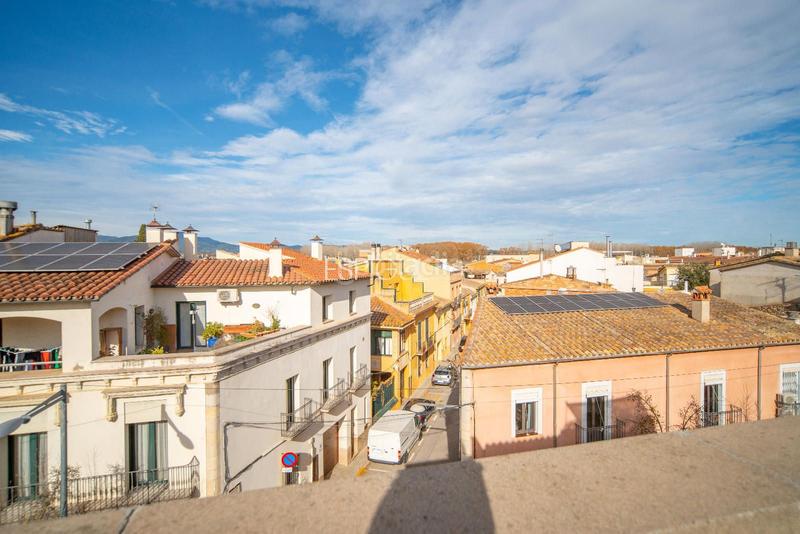 Foto b345d51c-57aa-4853-ba8e-89973fce62c2. Zweistöckige wohnung mit heizung in Barri dels Escriptors Salt