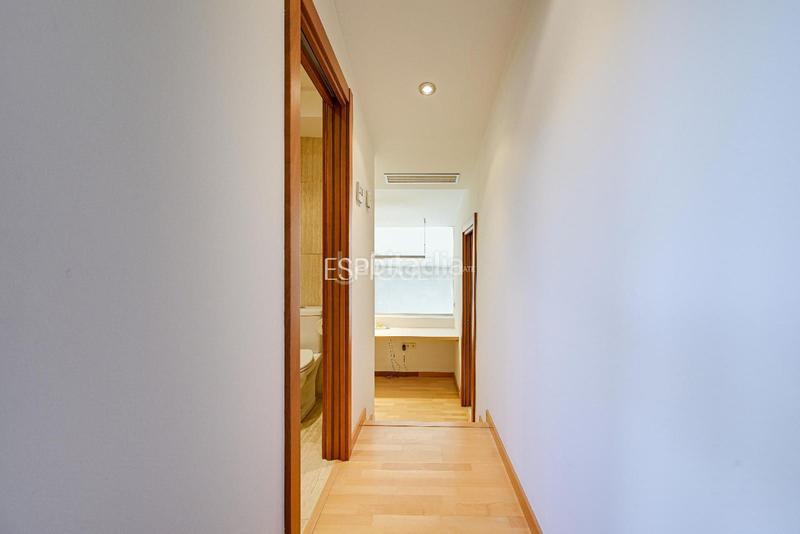 Foto 2f93b2de-5681-457b-944a-b5434f1ba11e. Àtic amb calefacció aparcament piscina a Eixample Sud-Migdia Girona