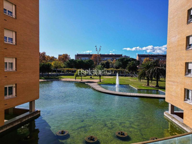 Foto 817ce66e-69ab-4fef-9683-f2e03197c6d0. Àtic amb calefacció aparcament piscina a Eixample Sud-Migdia Girona