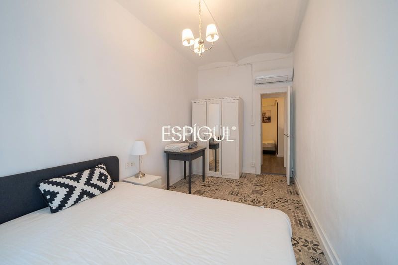 Foto a78b8ad0-597d-4195-bce4-66c6ceeccd0d. Pis amb calefacció a Eixample Nord Girona