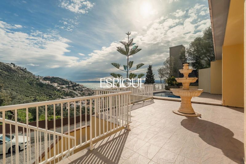 Foto 0884b29b-6ec9-4d2a-a042-04641503a920. Casa amb calefacció aparcament piscina a Puig Rom-Canyelles-Almadrava Roses