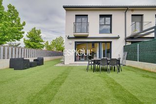 Haus  Farigola. Exclusiva casa en vilablareix de 4 habitaciones