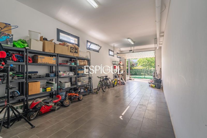 Foto 875124b6-d2f3-4375-871b-cfb63c67e79c. Haus mit heizung parking in Santa Coloma de Farners