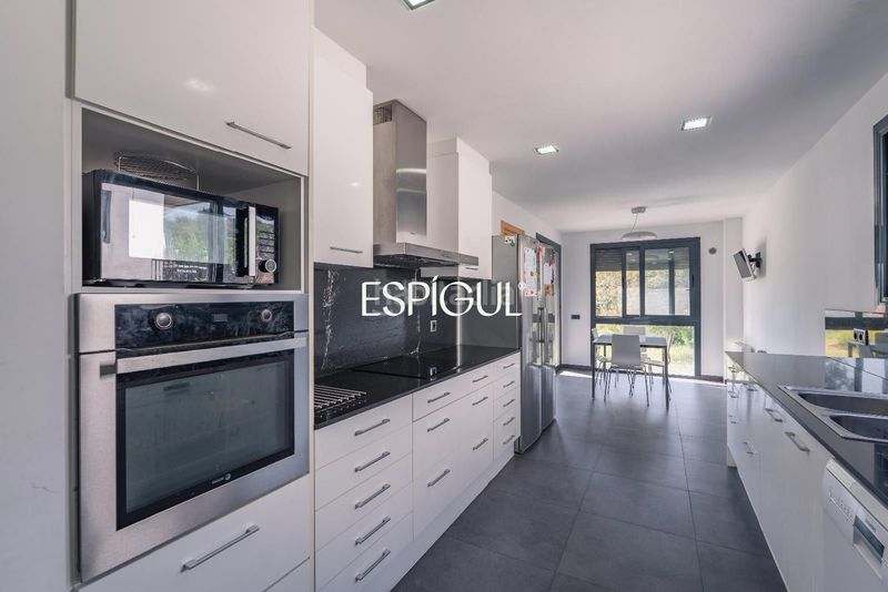 Foto c146b073-4801-4d2d-8eff-e2ffb3ba59db. Haus mit heizung parking in Santa Coloma de Farners