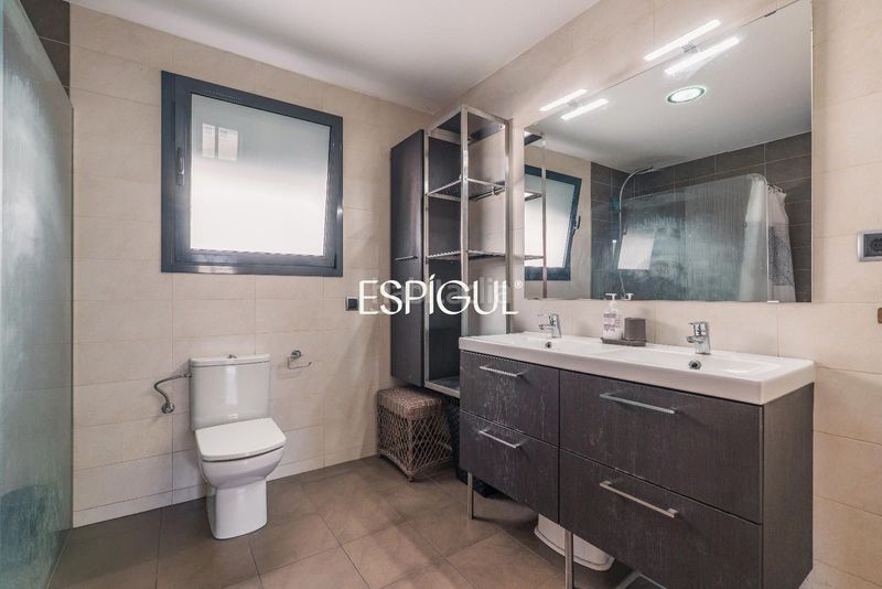 Foto ce6a873b-df73-4913-9c13-00437315aed4. Haus mit heizung parking in Santa Coloma de Farners