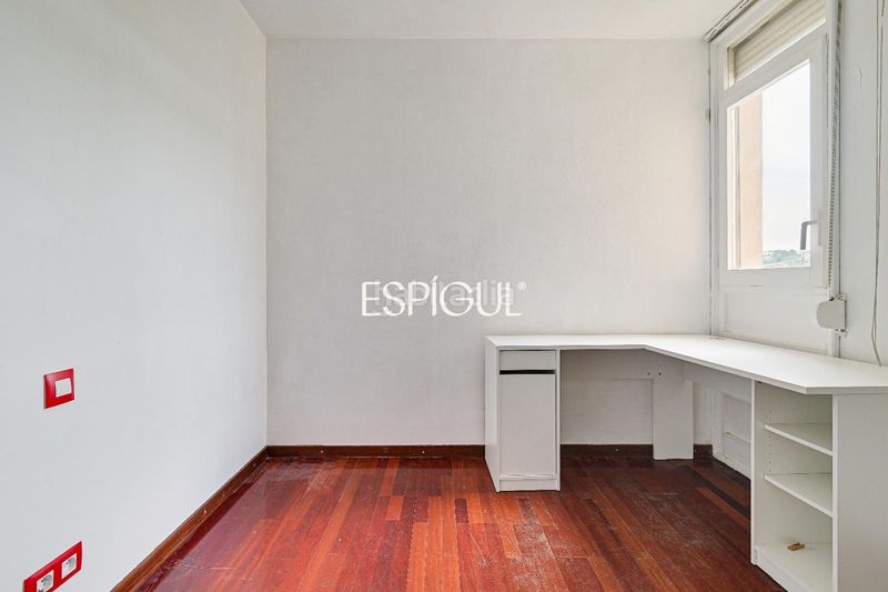 Foto d53a6c8a-4613-4ee3-abcb-d8608ba4fa13. Pis amb calefacció a Centre-Barri Vell Girona