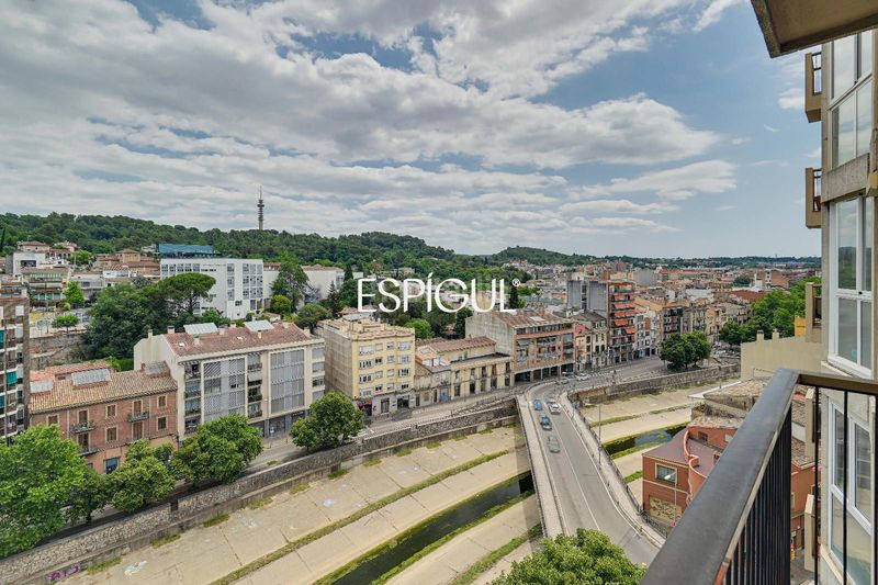 Foto e1ba4756-ede4-4612-84b8-8ba917f6c303. Pis amb calefacció a Centre-Barri Vell Girona