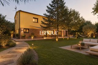 Casa  Universitat de girona. Oportunidad única en montilivi  palau