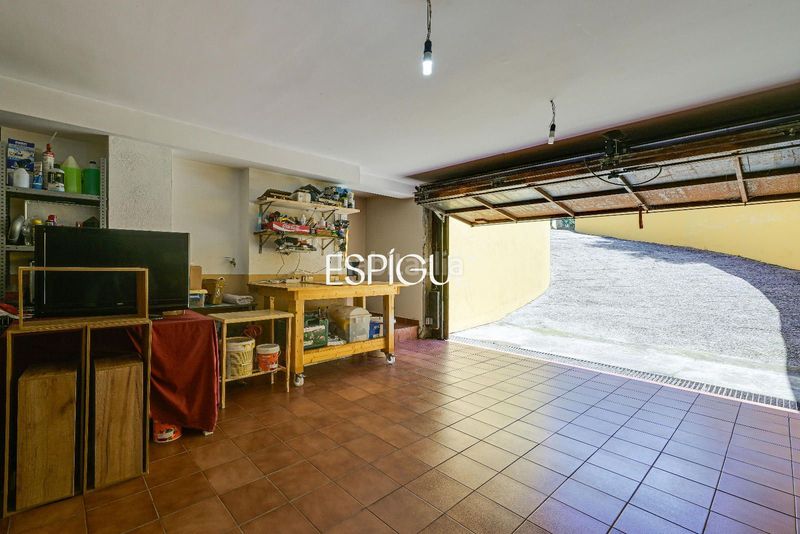Foto cf8f63d7-9be4-4be9-8840-3cbf8fe8fbbc. Casa amb calefacció aparcament a Palau Girona