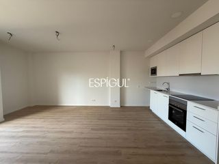 Lloguer Pis  Rossello. Piso en alquiler de dos habitaciones en  sant narcís