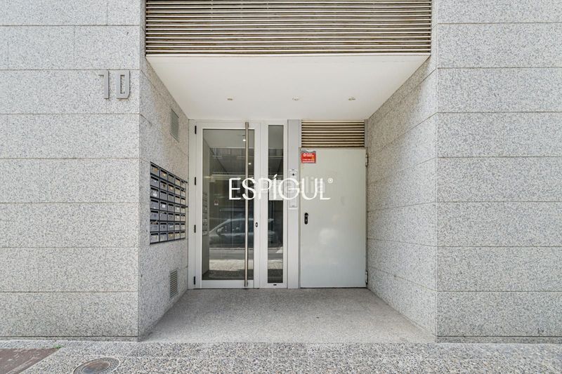 Foto 67ef7d03-037a-4ef5-a5ca-e6e823930214. Pis amb aparcament a Eixample Sud-Migdia Girona