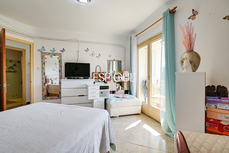 Foto c76c5f02-4014-4598-ad55-d769f3e6c87a. Pis amb calefacció a La Devesa Girona