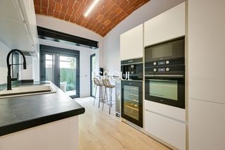 Pis a Sant Narcis. Planta baja con jardín en girona
