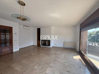 Lloguer Pis  Carme. Piso en alquiler de 4 habitaciones en girona