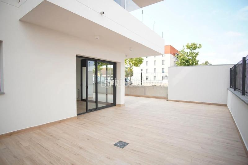 Foto 554835c5-6773-4a70-a6e6-eee02345893e. Piso 91m<sup>2</sup> en carrer josep tarradellas 18 en Vilablareix