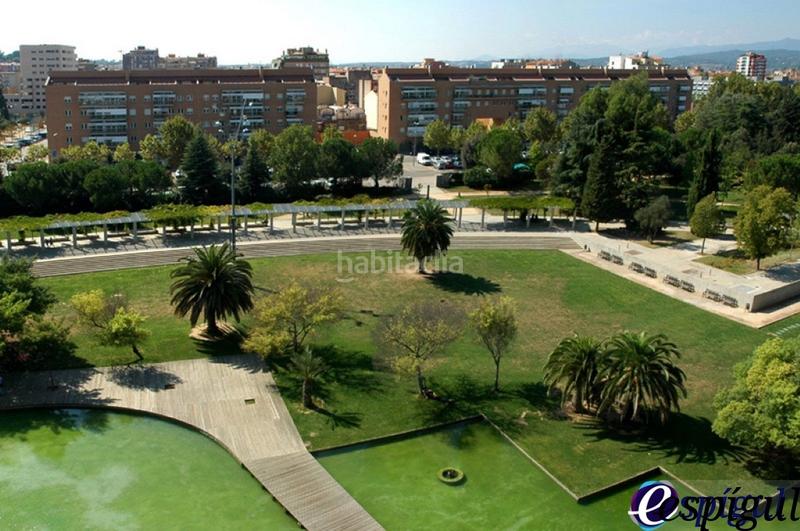 Foto 49d7faa3-9fc9-45d0-99ba-f05a6abce9b8. Posto auto in Eixample Sud-Migdia Girona