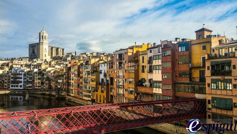 Foto b6f1dc8c-ec9a-4967-b79c-4af3f0fe5ad2. Posto auto in Eixample Sud-Migdia Girona