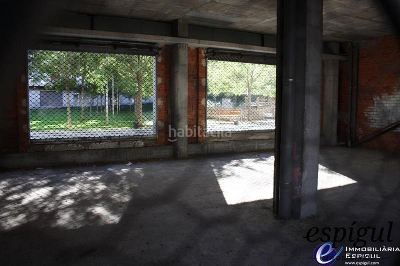 Foto 1320dfd4-0e06-455c-a6b6-63ba2f65e6b4. Rent business premise in Eixample Sud-Migdia Girona