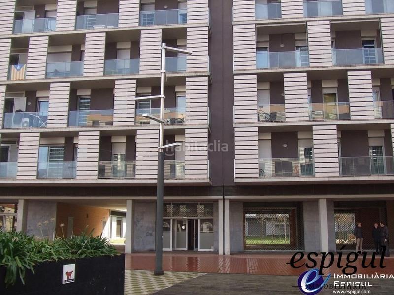 Foto 7dd5d98f-c31e-4278-9fe7-ba5792615055. Rent business premise in Eixample Sud-Migdia Girona