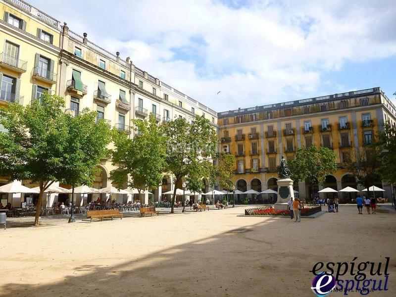 Foto 8a24fc37-84fc-49c0-b42f-ac7344946120. Rent business premise in Eixample Sud-Migdia Girona